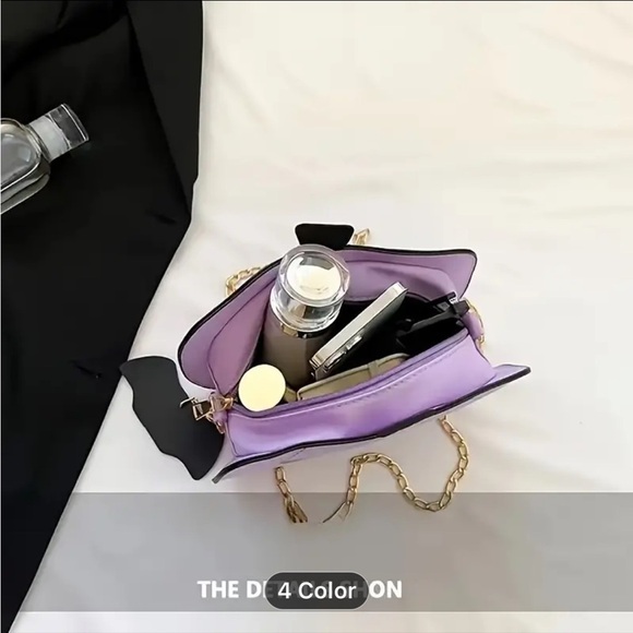 Purple Ghost shoulder strap Purse -New in Package - Picture 2 of 5